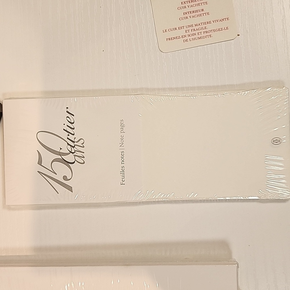 Cartier Bi-Fold Wallet - Picture 5 of 16